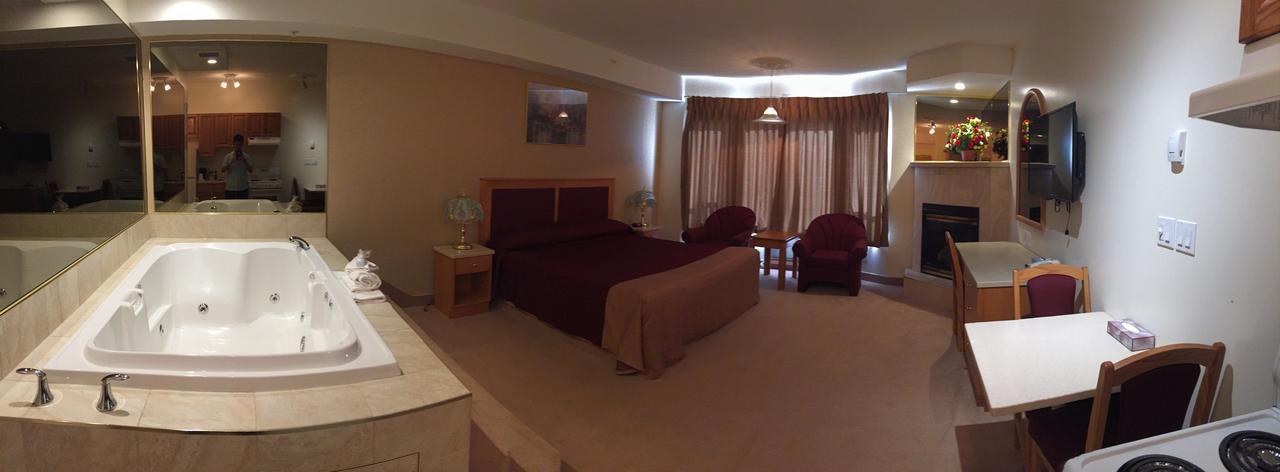 New Imperial Suites Whitecourt Exteriör bild