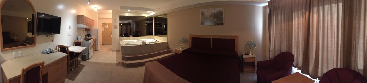 New Imperial Suites Whitecourt Exteriör bild