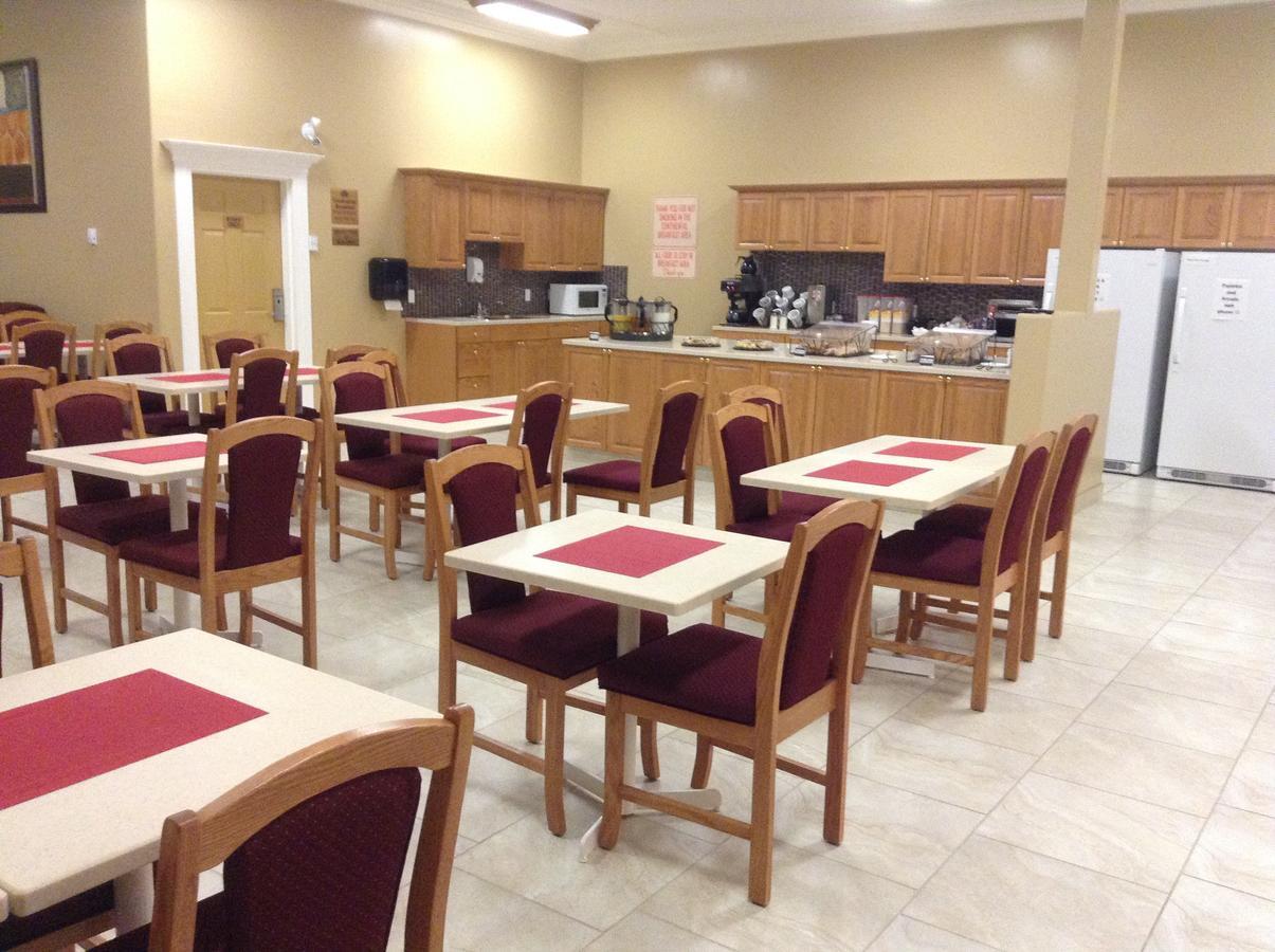 New Imperial Suites Whitecourt Exteriör bild
