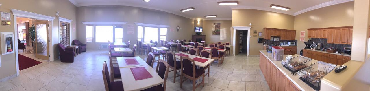 New Imperial Suites Whitecourt Exteriör bild